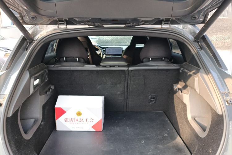 Used Lynk & Co 06 2023 Remix 1.5T Dynamic Halo Trunk