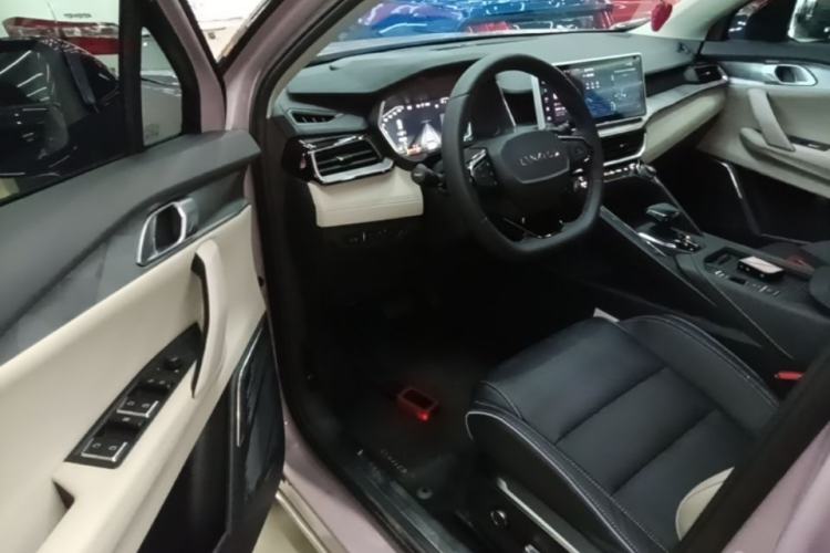 Used Lynk & Co 06 2023 Remix 1.5T Shero Driver Seat