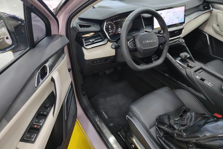 Used Lynk & Co 06 2023 Remix 1.5T Shero Driver Seat