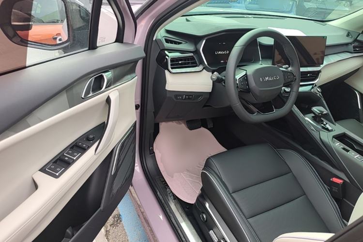 Used Lynk & Co 06 2023 Remix 1.5T Shero Driver Seat