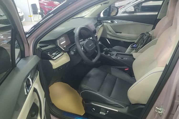Used Lynk & Co 06 2023 Remix 1.5T Shero Driver Seat