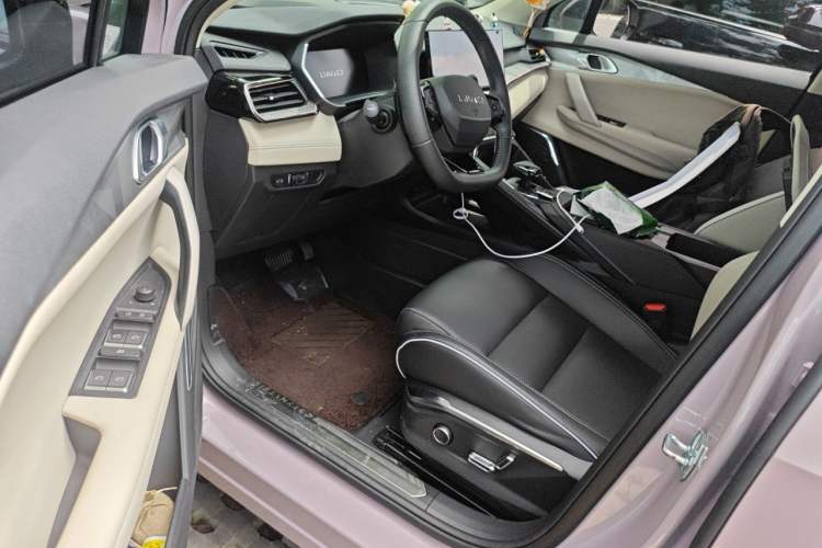 Used Lynk & Co 06 2023 Remix 1.5T Shero Driver Seat
