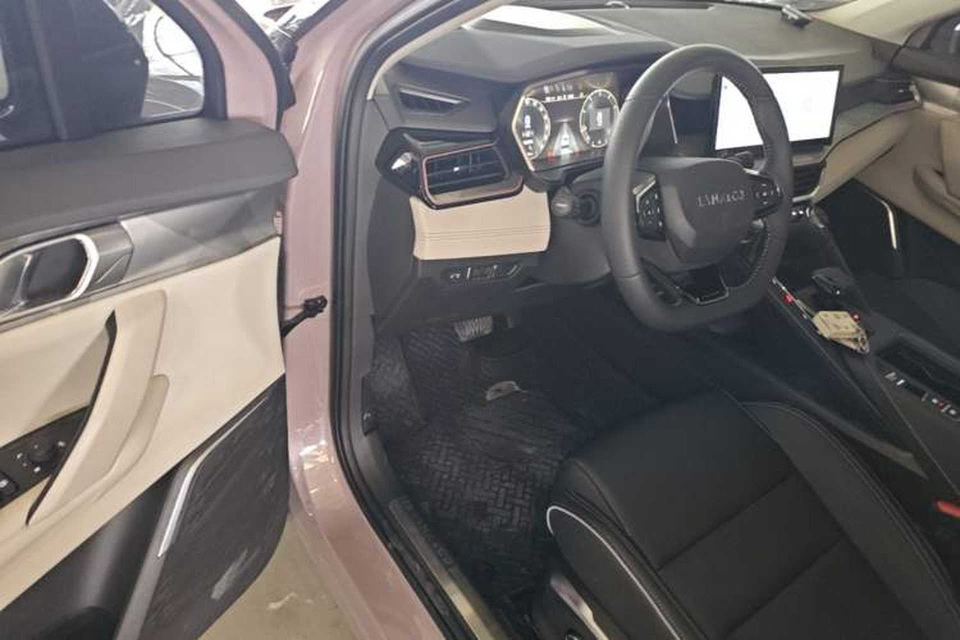 Used Lynk & Co 06 2023 Remix 1.5T Shero Driver Seat