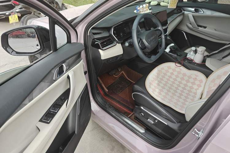 Used Lynk & Co 06 2023 Remix 1.5T Shero Driver Seat