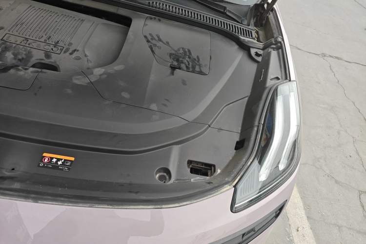 Used Lynk & Co 06 2023 Remix 1.5T Shero Engine Bay Left