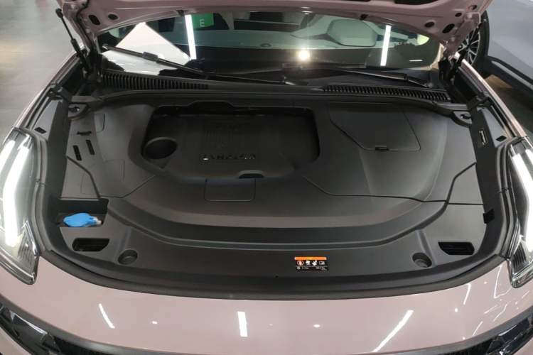 Used Lynk & Co 06 2023 Remix 1.5T Shero Engine Bay
