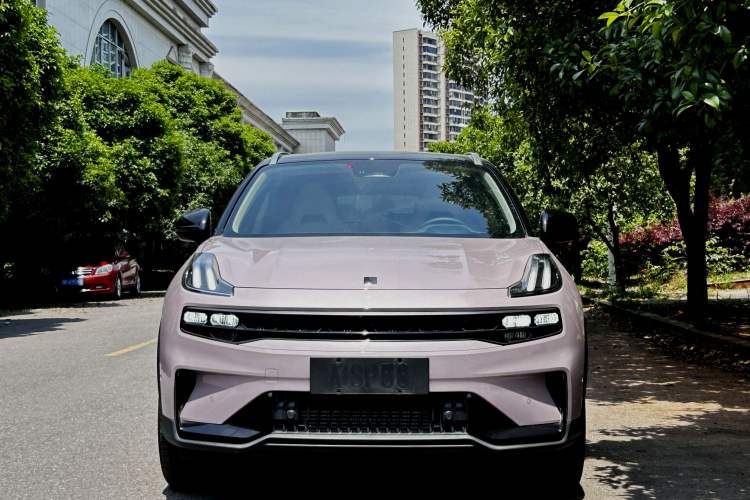 Used Lynk & Co 06 2023 Remix 1.5T Shero Exterior 2