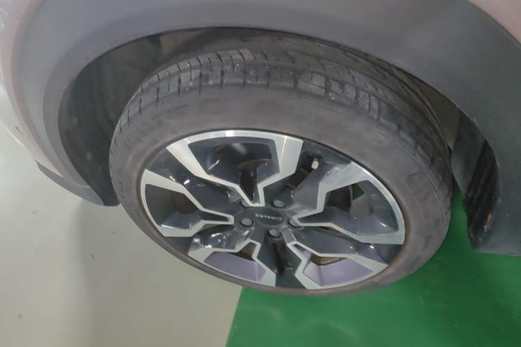 Used Lynk & Co 06 2023 Remix 1.5T Shero Exterior 4