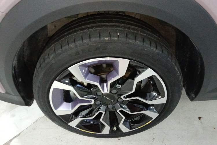 Used Lynk & Co 06 2023 Remix 1.5T Shero Exterior 4