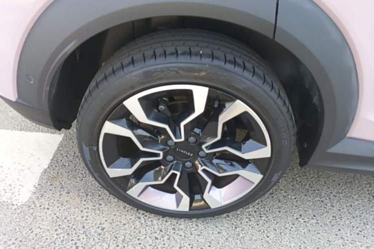 Used Lynk & Co 06 2023 Remix 1.5T Shero Exterior 5