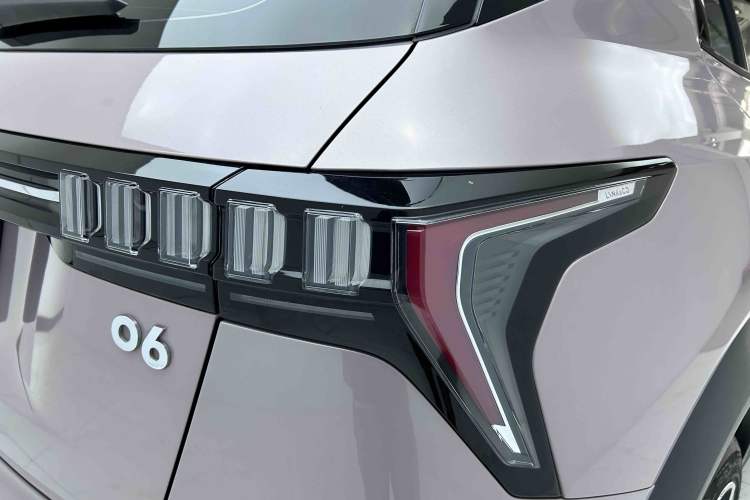 Used Lynk & Co 06 2023 Remix 1.5T Shero Exterior 7