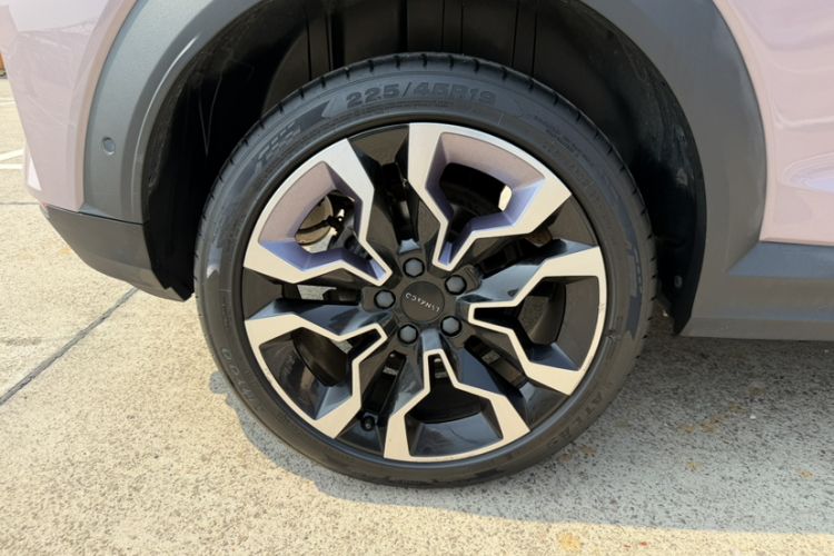 Used Lynk & Co 06 2023 Remix 1.5T Shero Exterior 8