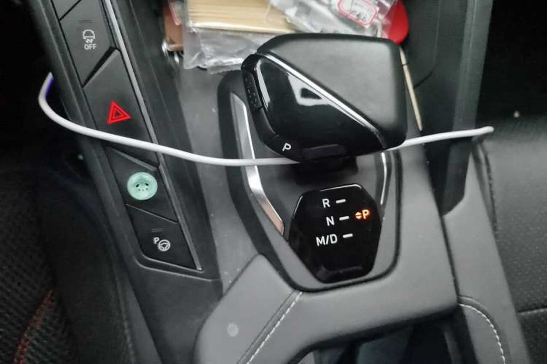 Used Lynk & Co 06 2023 Remix 1.5T Shero Gear Lever