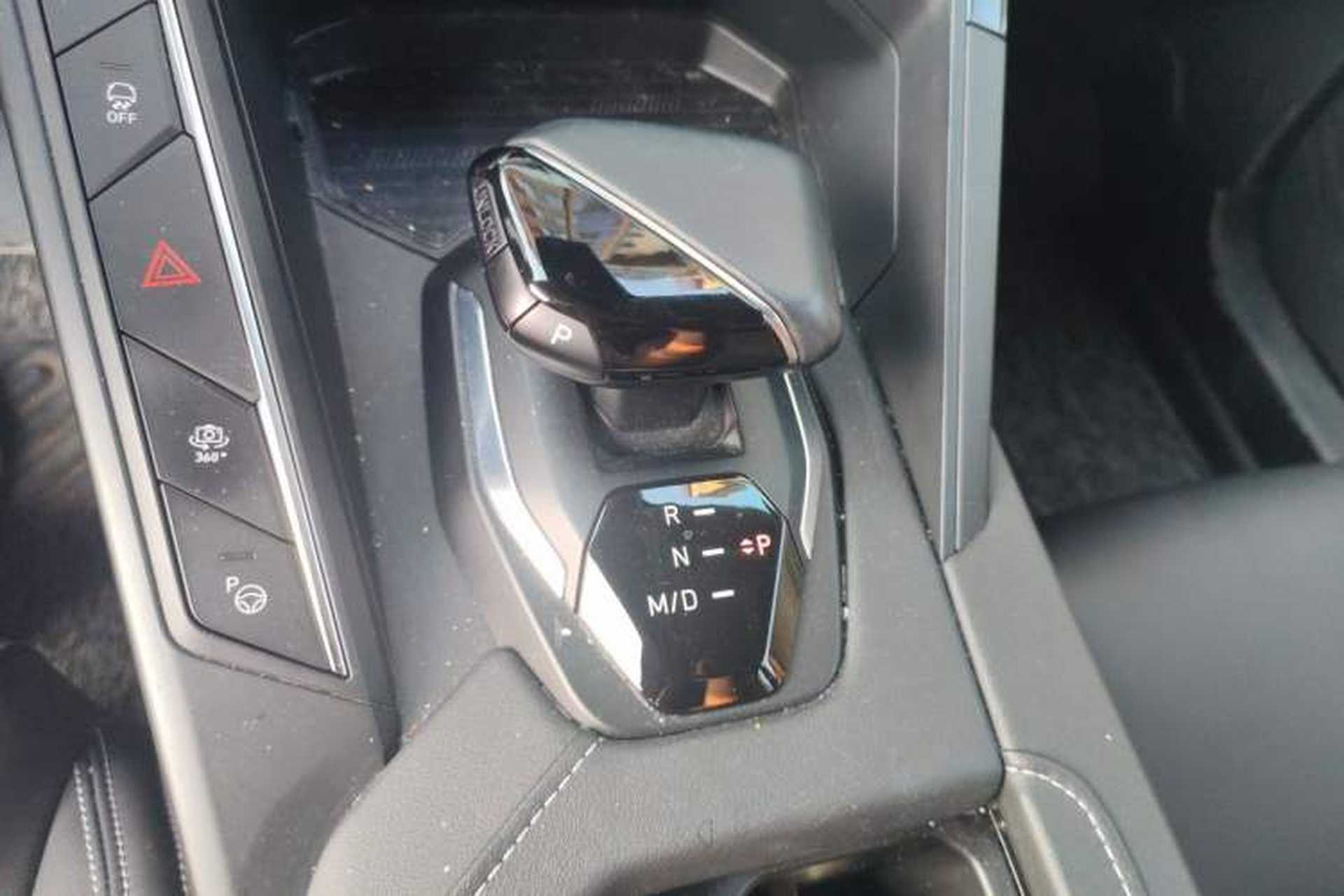 Used Lynk & Co 06 2023 Remix 1.5T Shero Gear Lever