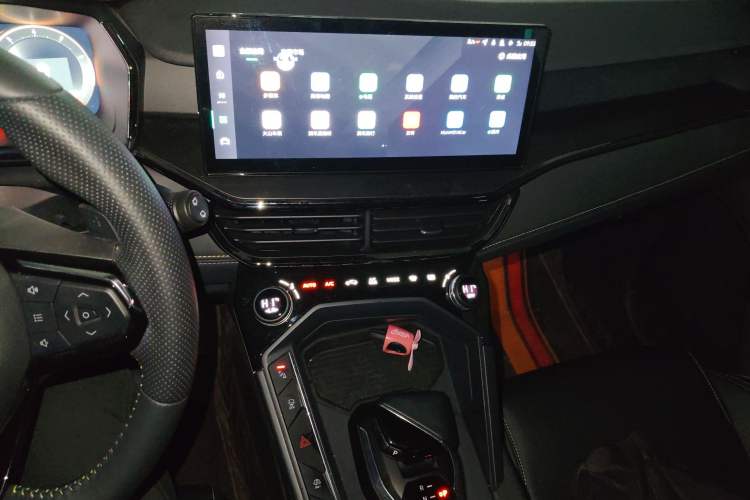 Used Lynk & Co 06 2023 Remix 1.5T Hero Audio And AC Panel