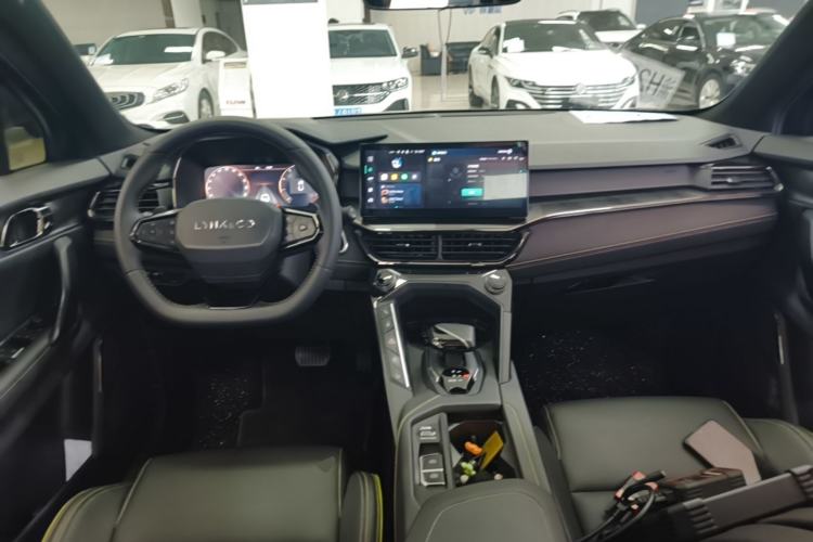 Used Lynk & Co 06 2023 Remix 1.5T Hero Center Console