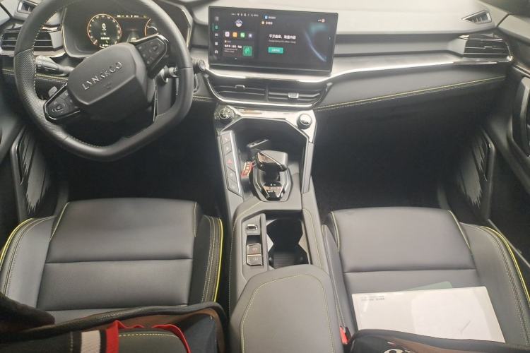 Used Lynk & Co 06 2023 Remix 1.5T Hero Center Console
