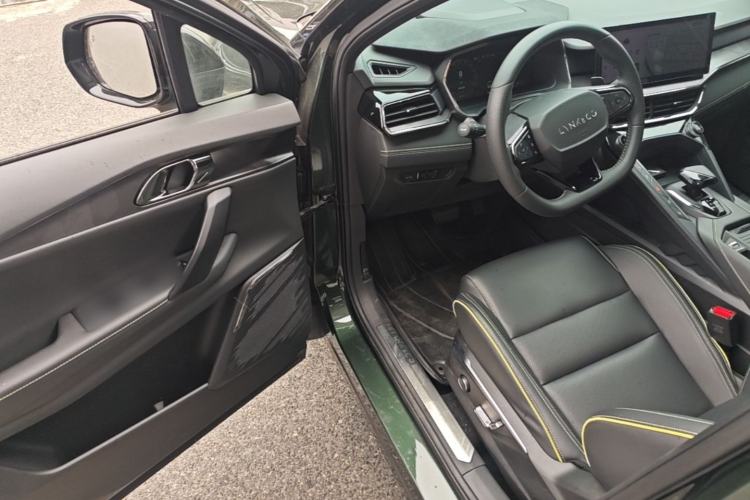 Used Lynk & Co 06 2023 Remix 1.5T Hero Driver Seat
