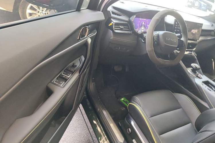 Used Lynk & Co 06 2023 Remix 1.5T Hero Driver Seat