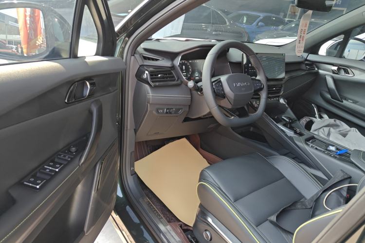 Used Lynk & Co 06 2023 Remix 1.5T Hero Driver Seat
