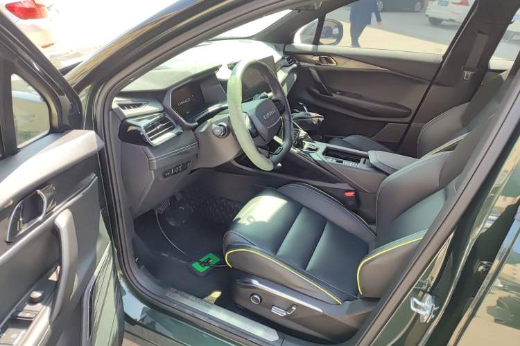 Used Lynk & Co 06 2023 Remix 1.5T Hero Driver Seat
