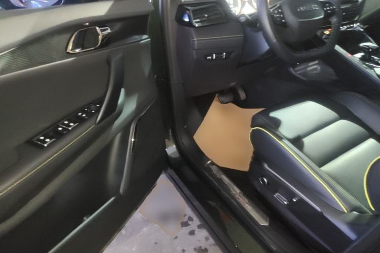 Used Lynk & Co 06 2023 Remix 1.5T Hero Driver Seat