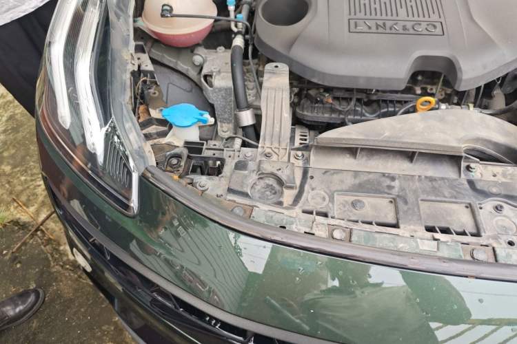 Used Lynk & Co 06 2023 Remix 1.5T Hero Engine Bay Right