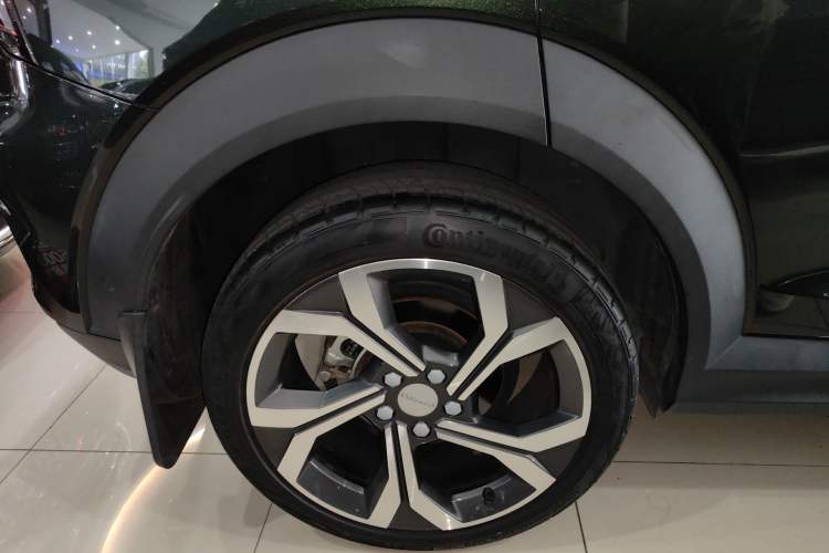 Used Lynk & Co 06 2023 Remix 1.5T Hero Exterior 3