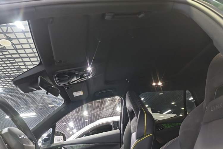 Used Lynk & Co 06 2023 Remix 1.5T Hero Headliner