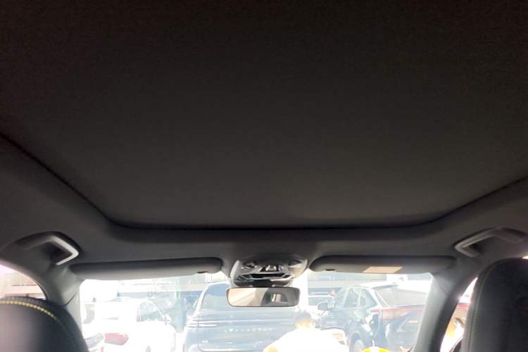 Used Lynk & Co 06 2023 Remix 1.5T Hero Headliner