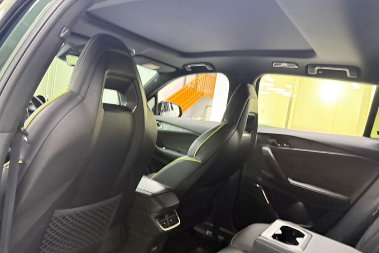 Used Lynk & Co 06 2023 Remix 1.5T Hero Headliner