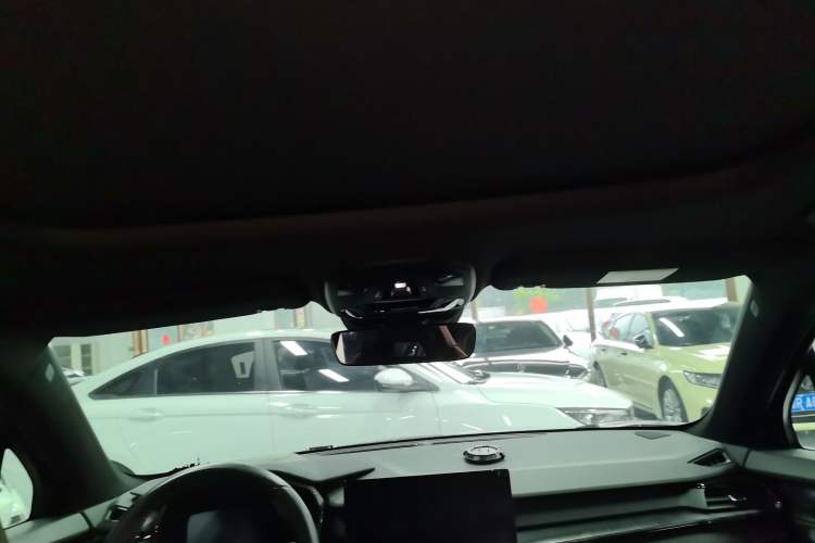 Used Lynk & Co 06 2023 Remix 1.5T Hero Headliner