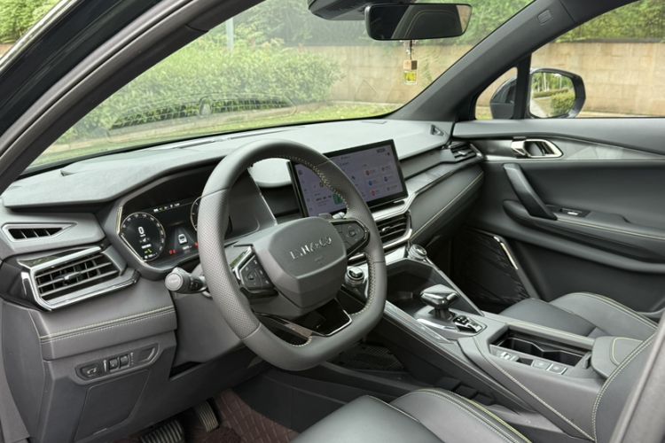 Used Lynk & Co 06 2023 Remix 1.5T Hero Interior 1