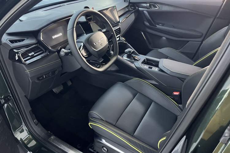 Used Lynk & Co 06 2023 Remix 1.5T Hero Interior 2