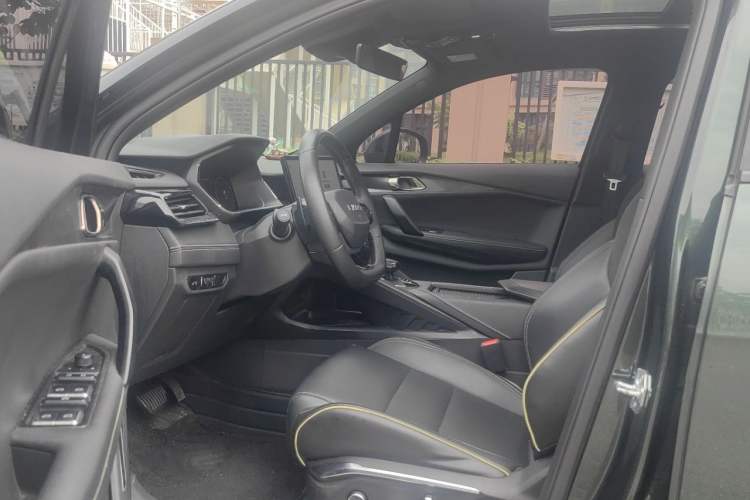 Used Lynk & Co 06 2023 Remix 1.5T Hero Interior 2