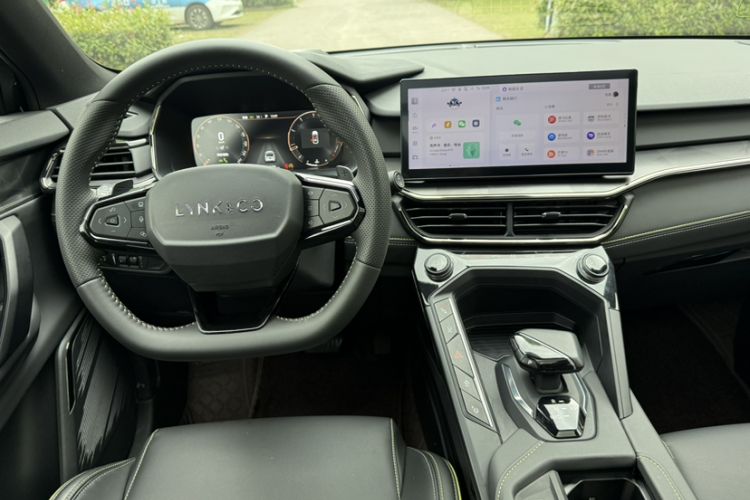 Used Lynk & Co 06 2023 Remix 1.5T Hero Interior 3