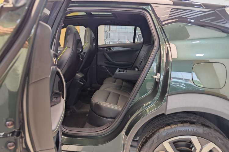 Used Lynk & Co 06 2023 Remix 1.5T Hero Interior 4