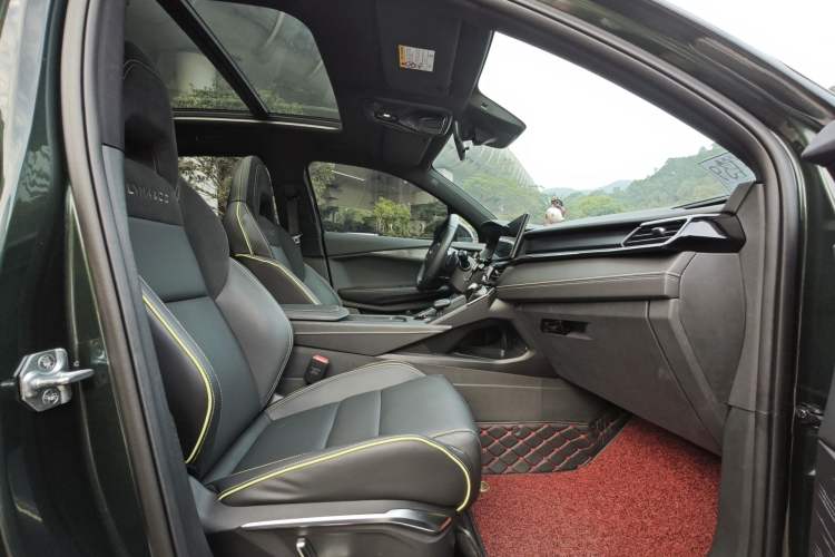 Used Lynk & Co 06 2023 Remix 1.5T Hero Interior 4