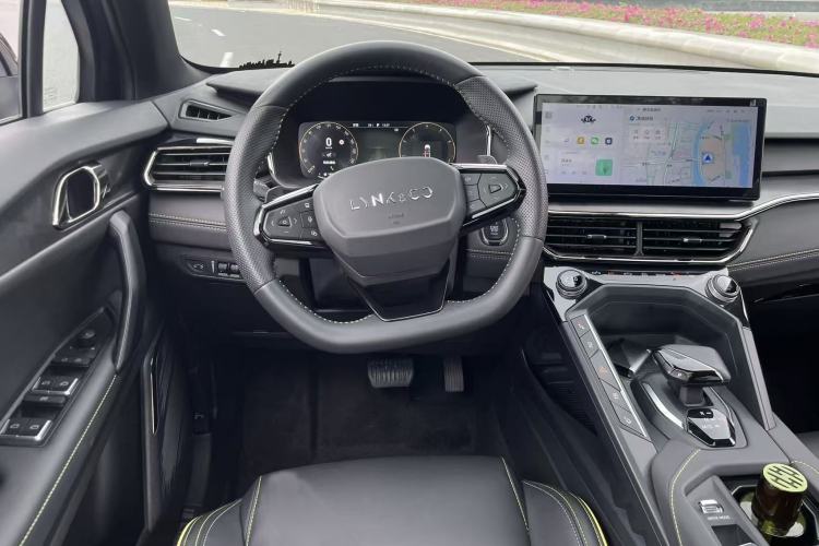 Used Lynk & Co 06 2023 Remix 1.5T Hero Interior 5