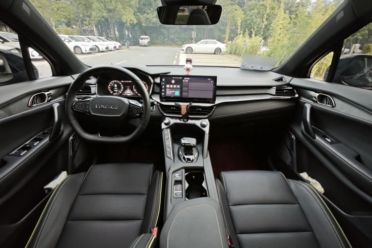 Used Lynk & Co 06 2023 Remix 1.5T Hero Interior 6