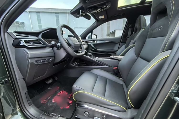 Used Lynk & Co 06 2023 Remix 1.5T Hero Interior 7