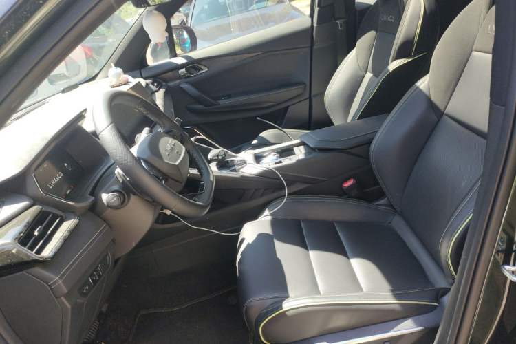 Used Lynk & Co 06 2023 Remix 1.5T Hero Left Front Seat