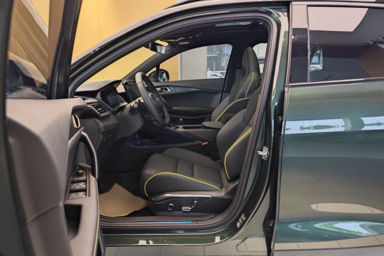 Used Lynk & Co 06 2023 Remix 1.5T Hero Left Front Seat