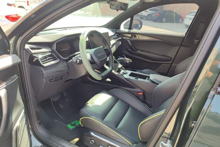 Used Lynk & Co 06 2023 Remix 1.5T Hero Left Front Seat