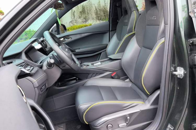Used Lynk & Co 06 2023 Remix 1.5T Hero Left Front Seat