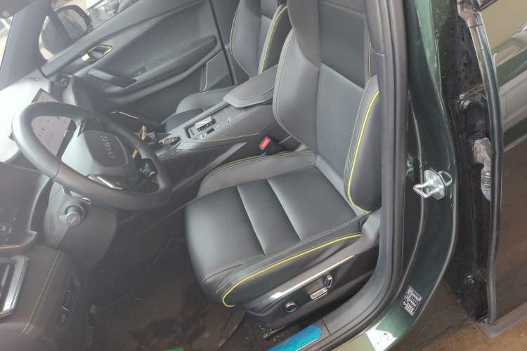 Used Lynk & Co 06 2023 Remix 1.5T Hero Left Front Seat