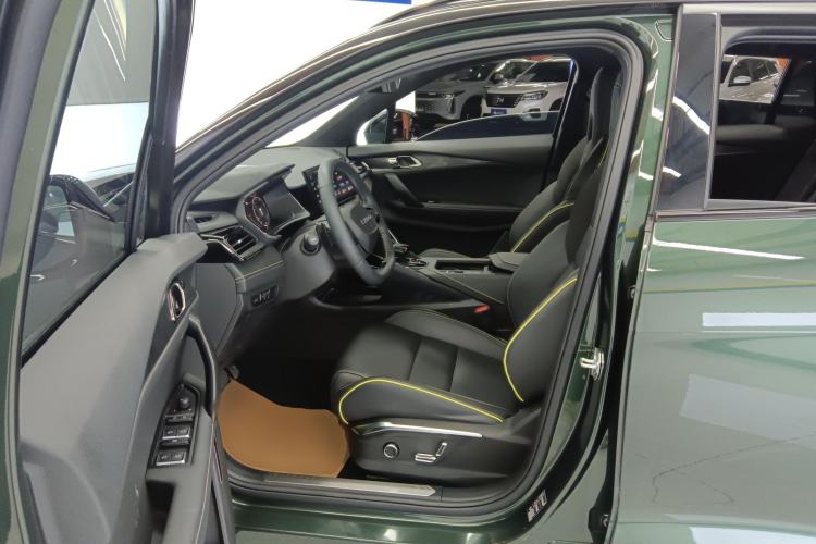 Used Lynk & Co 06 2023 Remix 1.5T Hero Left Front Seat