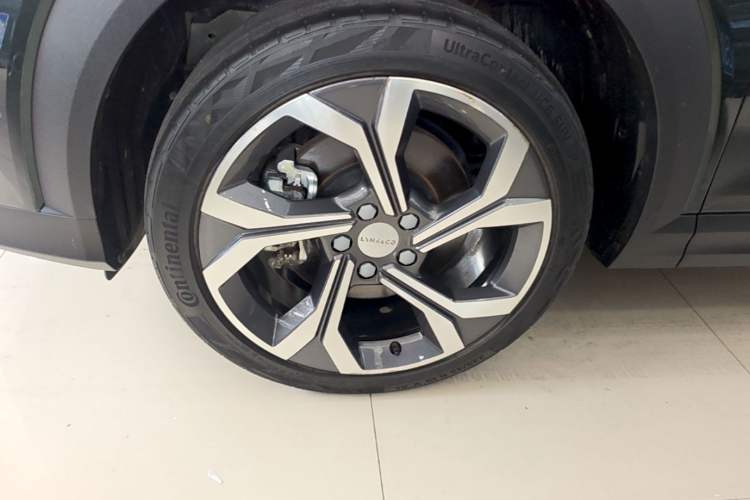 Used Lynk & Co 06 2023 Remix 1.5T Hero Left Front Wheel Hub