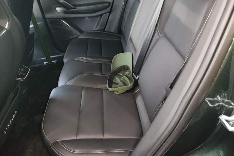 Used Lynk & Co 06 2023 Remix 1.5T Hero Left Rear Seat