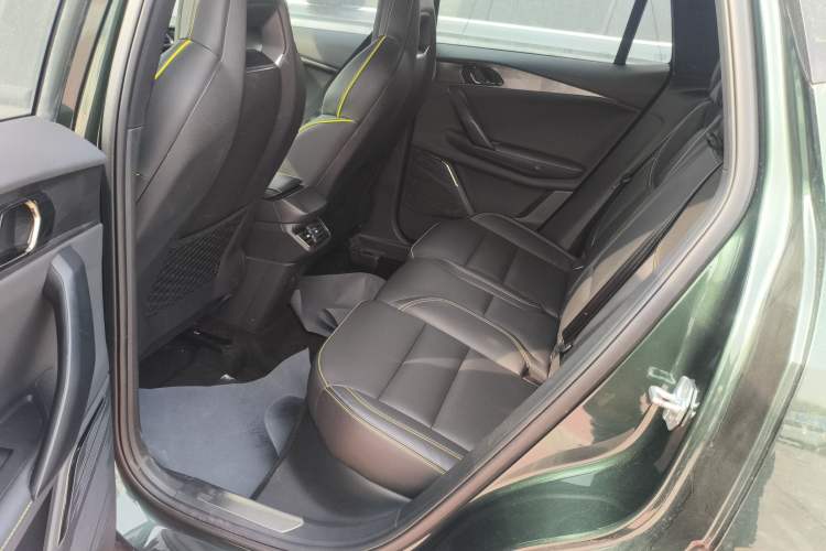Used Lynk & Co 06 2023 Remix 1.5T Hero Left Rear Seat